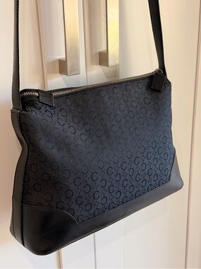 🔥🔥Black Vintage CELINE Canvas & Leather Crossbody  (GUC) 🔥🔥